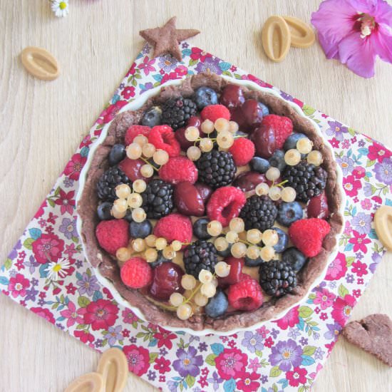 Dulcey Mousse Pie with Red Berries