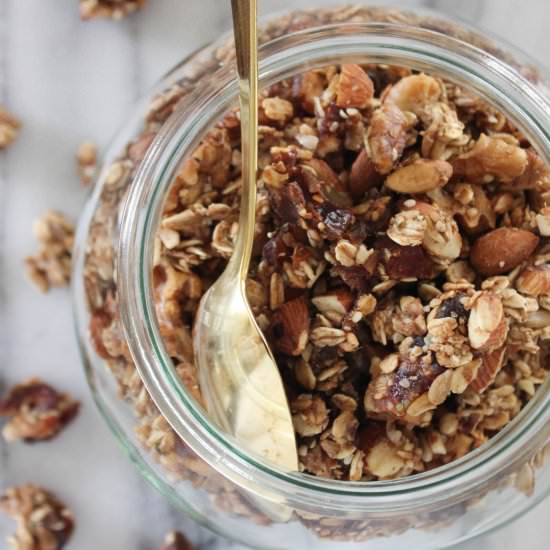 Oil free pumpkin spice granola