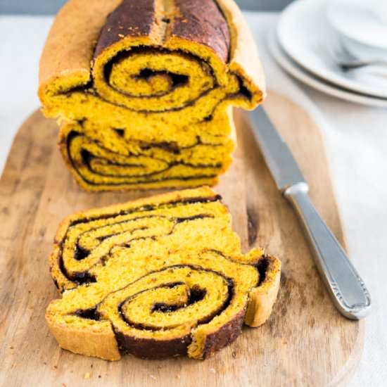 Nutella Swirl Pumpkin Bread