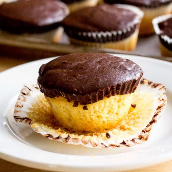 Tagalong Cupcakes