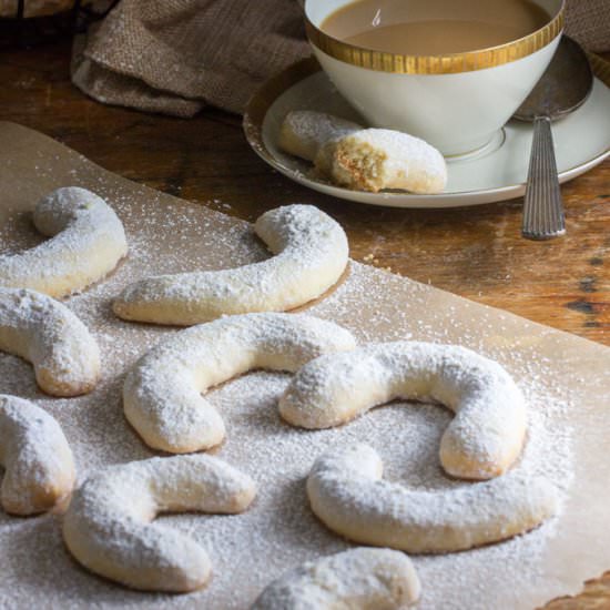 Crescent Almond Cookies