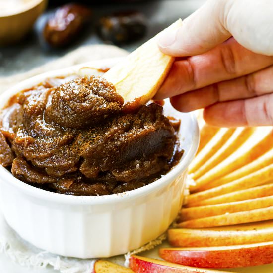 Healthy Pumpkin Caramel Dip