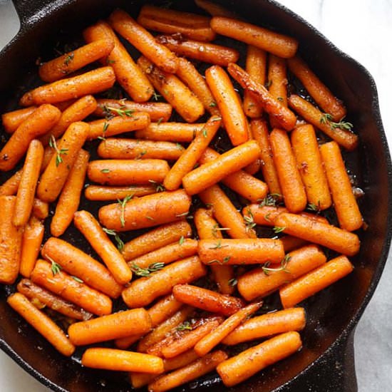 Butter Garlic Honey Roasted Carrots