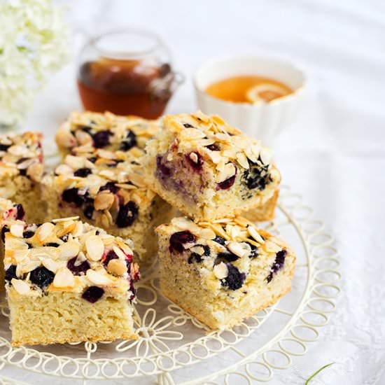 Blueberry and Almond Traybake