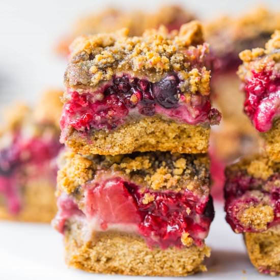 Berry Crumble Bars