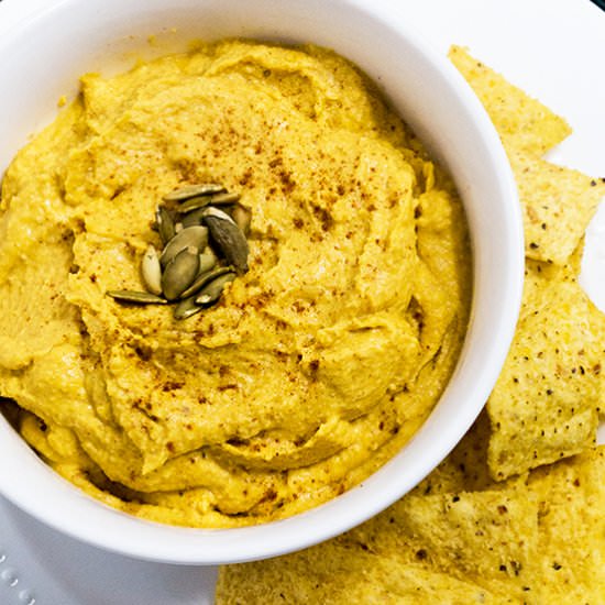 Creamy Pumpkin Hummus