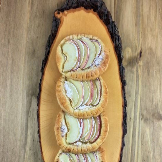 Small Apple Tarts with Lemon Paste