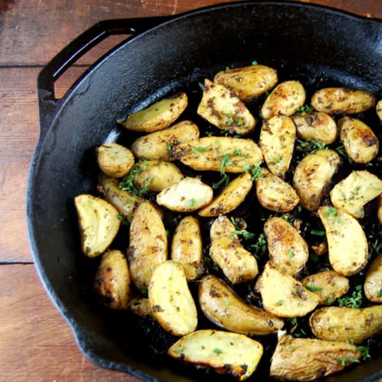Garlic Roasted Fingerling Potatoes