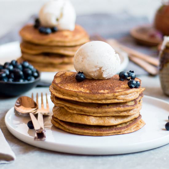 Best Pumpkin Paleo Pancakes