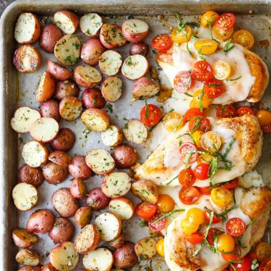 Sheet Pan Bruschetta Chicken