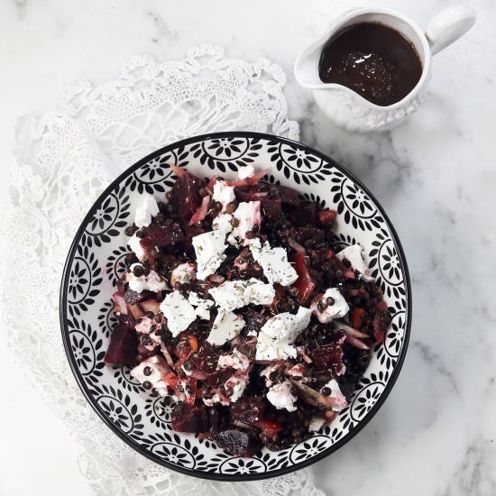 Goat cheese + beets lentil salad