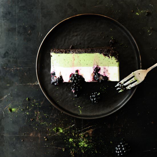 Matcha cheesecake with blackberries