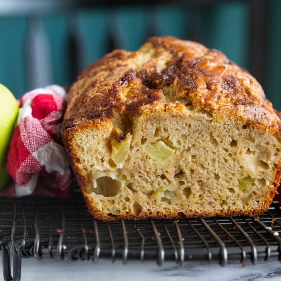 Homemade Apple Cinnamon Quick Bread
