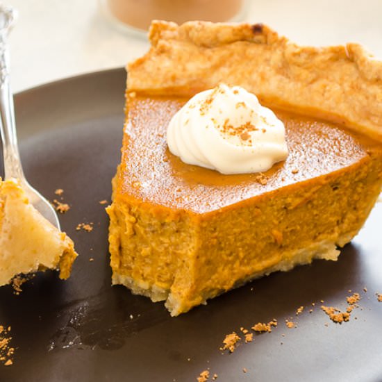 Chai Spiced Pumpkin Pie