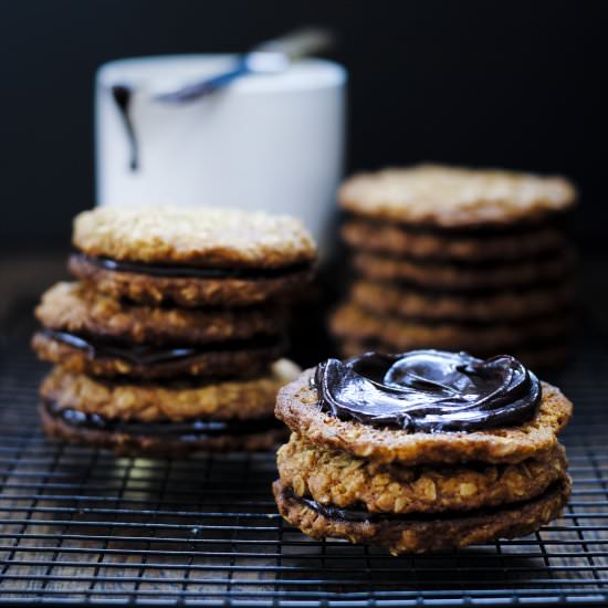 Oaty Chocolate Cookie Sandwiches