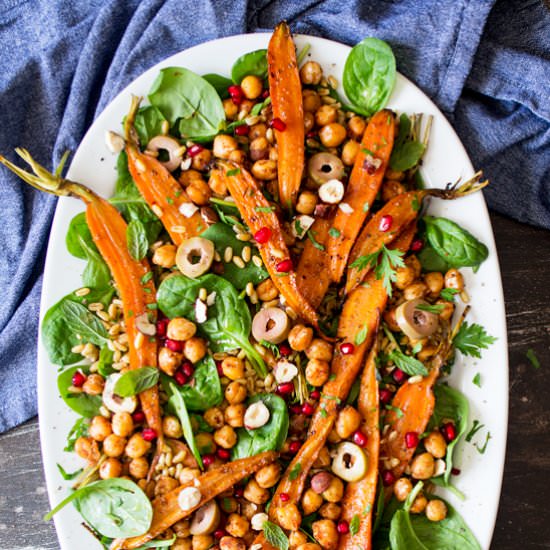 Spiced carrot and chickpea salad