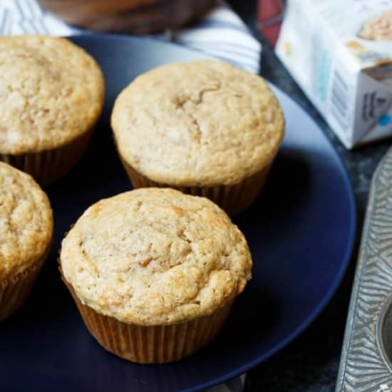 Cinnamon Apple Oatmeal Muffins