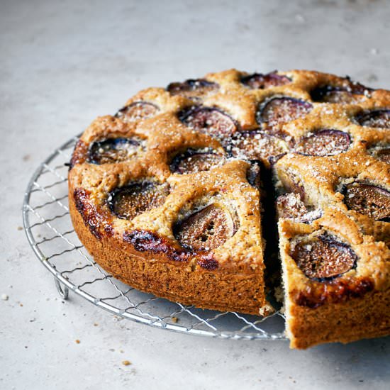 Fig & Hazelnut Cake