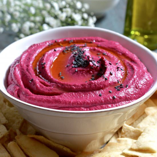 Creamy Roasted Beet Hummus