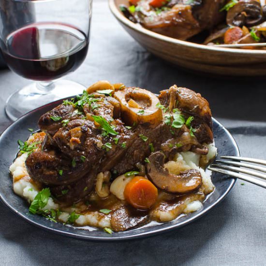 Garlic Wine Braised Veal Shanks