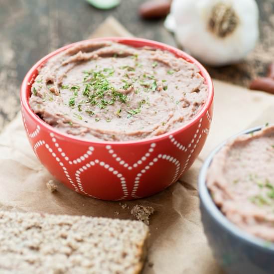 Garlicky Bean and Sage Dip