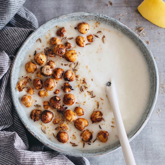 Creamy Cauliflower Soup {Vegan}