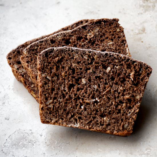 Easy Overnight Dark Rye Bread