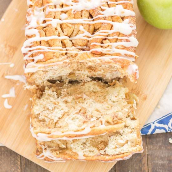 Apple Pie Pull Apart Bread