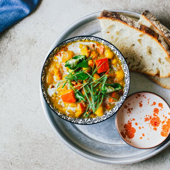 Squash and Chickpeas Curry