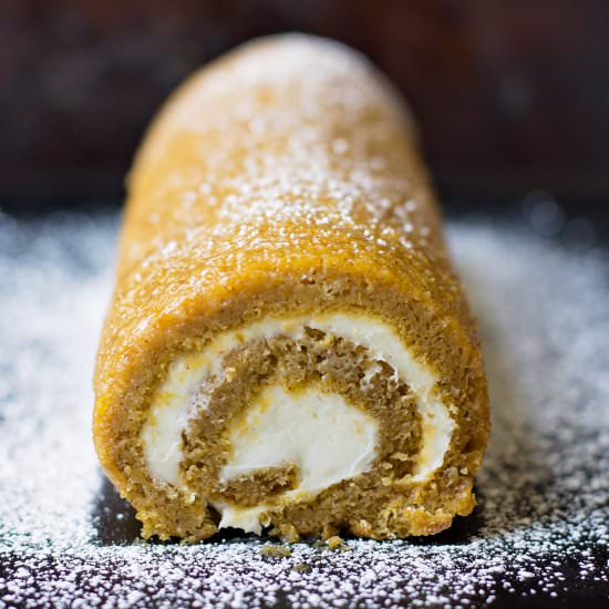 Pumpkin Spice Roll Cake