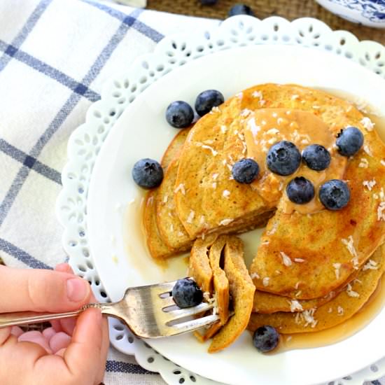 Flourless Pumpkin Protein Pancakes