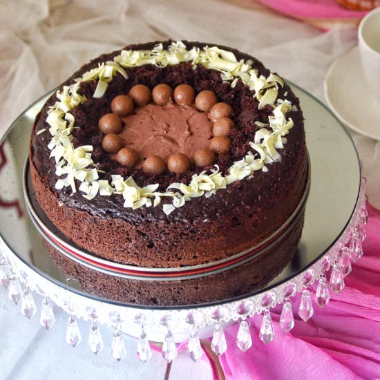 Super Easy Chocolate Mousse Cake