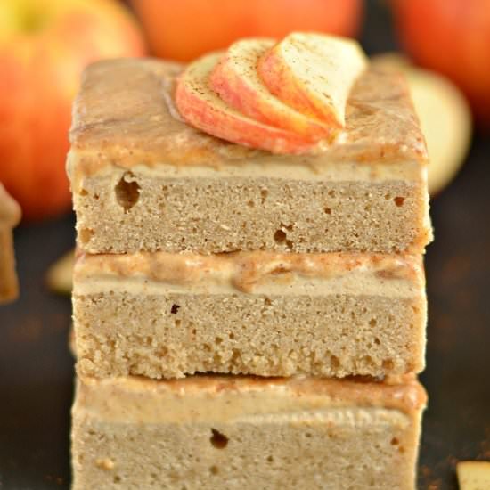 Greek Apple Cinnamon Cheesecake Bar