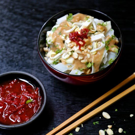 Rice Noodles with Peanut Sauce