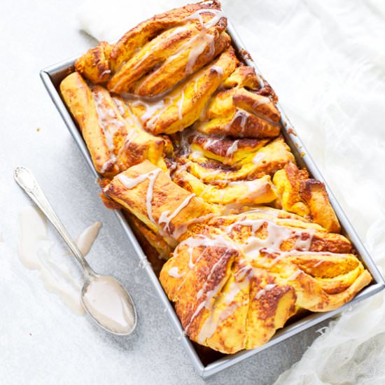 Pumpkin Pull-Apart Yeast Bread