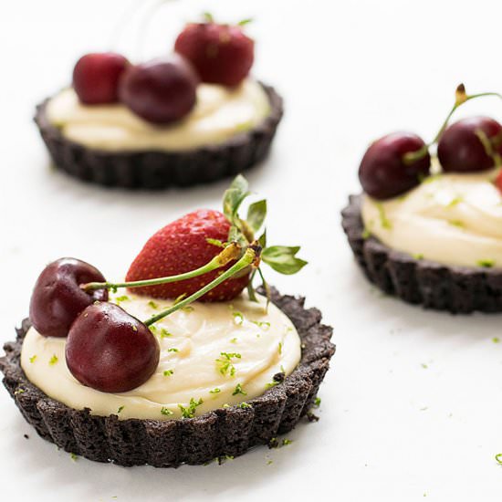 No Bake White Chocolate Oreo Tarts