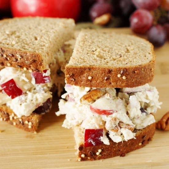 Apple Greek Yogurt Chicken Salad