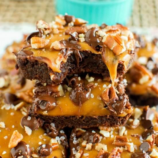 Easy Salted Caramel Turtle Brownies