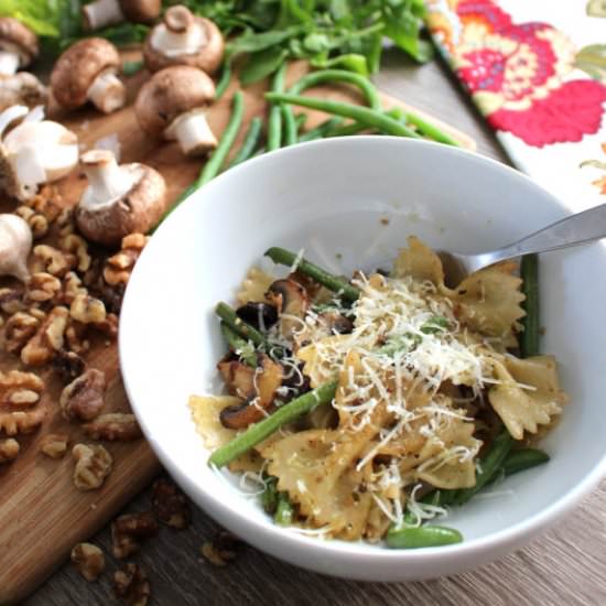 Pasta with Basil Walnut Pesto