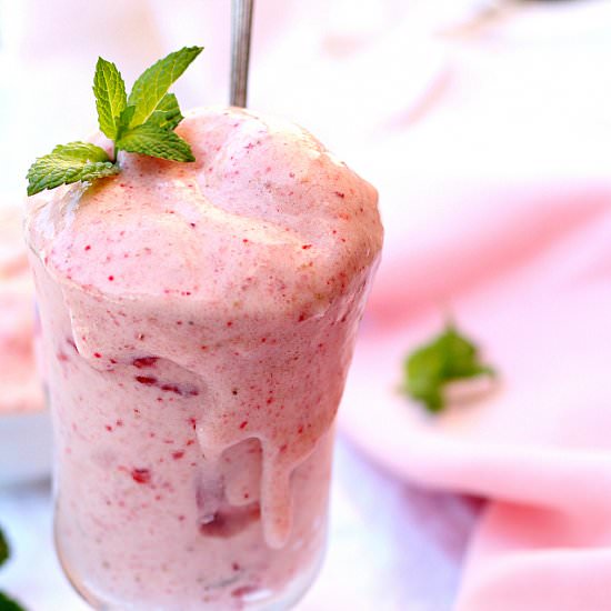 Strawberry Banana Nice Cream