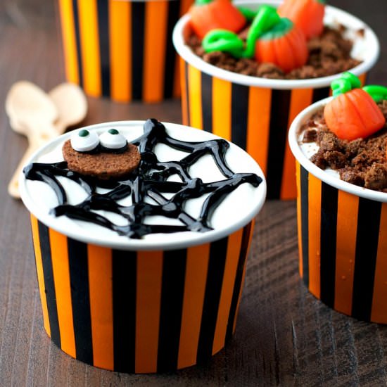 Easy Halloween Yogurt Cups