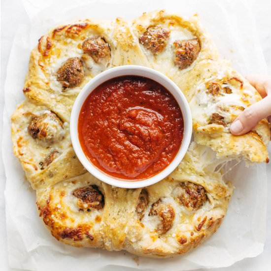 Meatball Pull-Apart Pizza Ring
