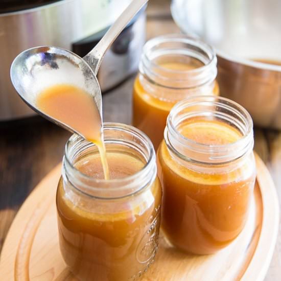 Slow Cooker Beef Bone Broth