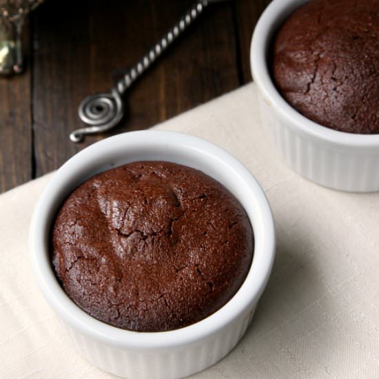 Mini Chocolate Almond Flour Cakes
