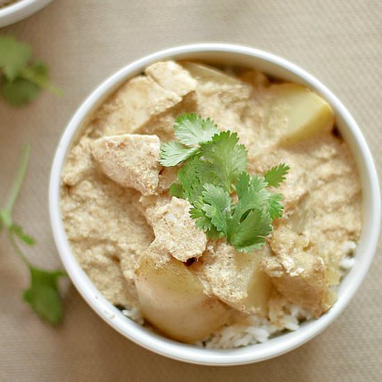 Slow Cooker Thai Yellow Curry