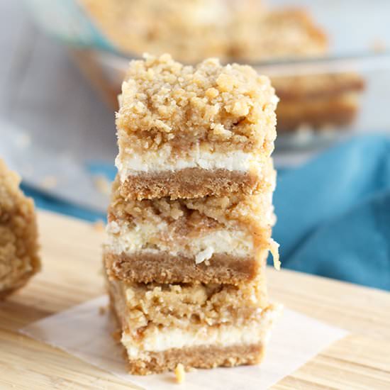 Apple Cheesecake Bars