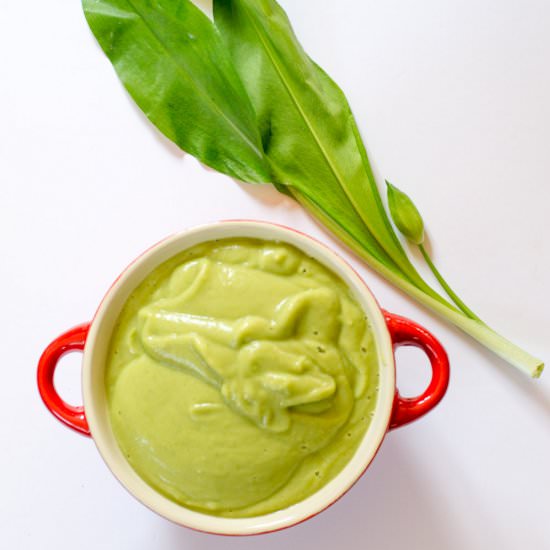 Wild Garlic and Cauliflower Soup