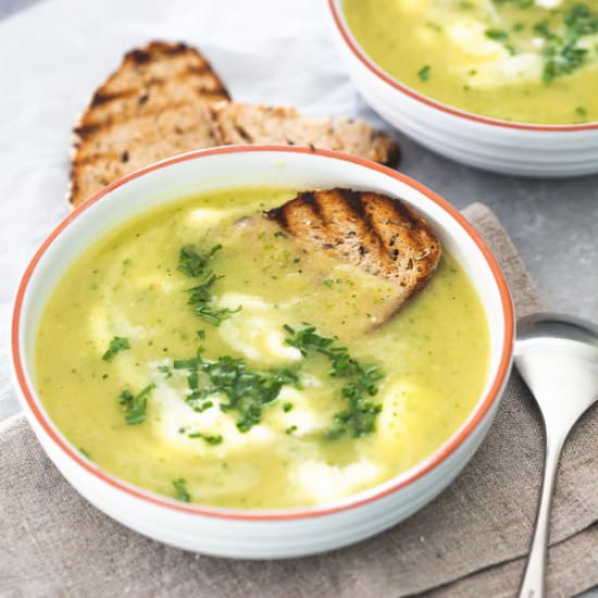 Smooth Zucchini Soup