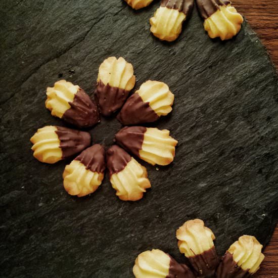 Chocolate Shell Butter Cookies