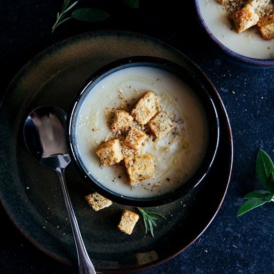 Maple Roasted Parsnip Soup